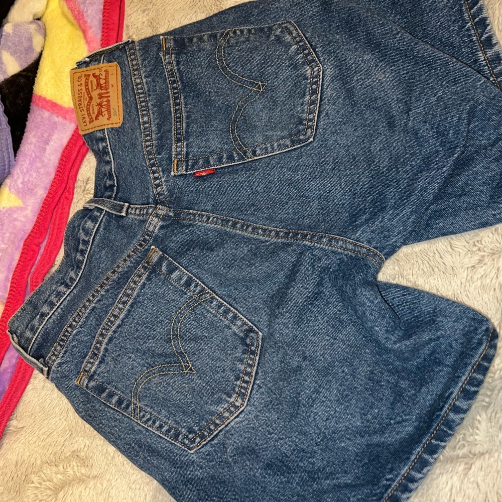 501 Mid Thigh Jean Shorts !